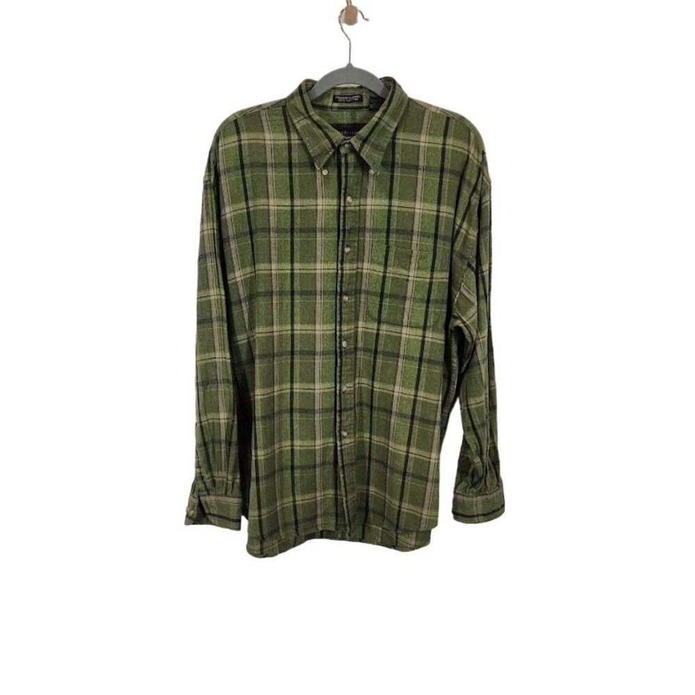 Van Heusen Plaid Flannel Button Down Shirt in Green - Size XL